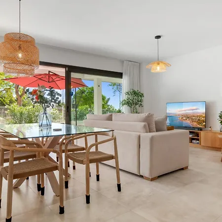 Vivi Homes - Ricos דירה *